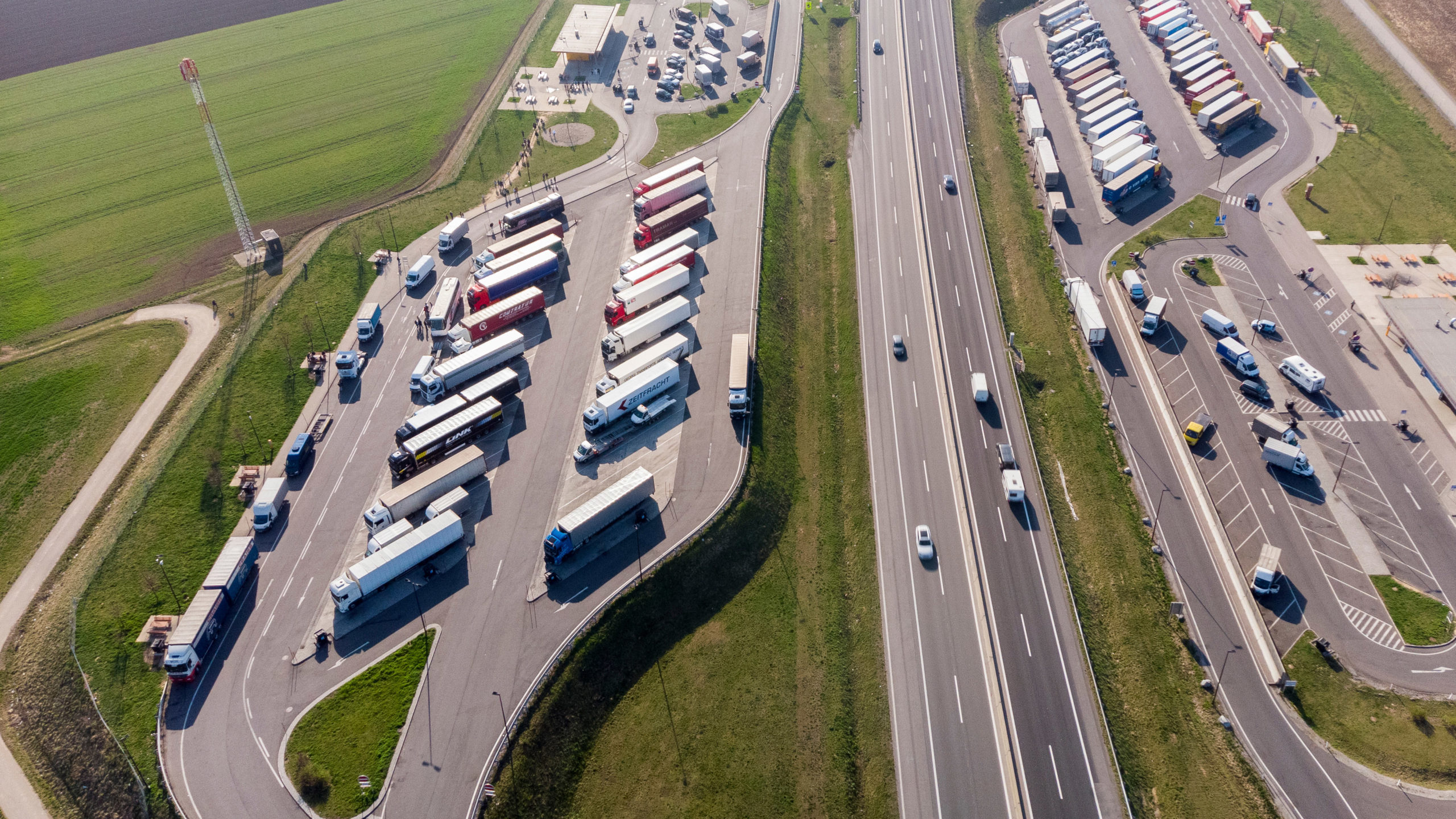 Self-driving fleet truck stop infrastructure
